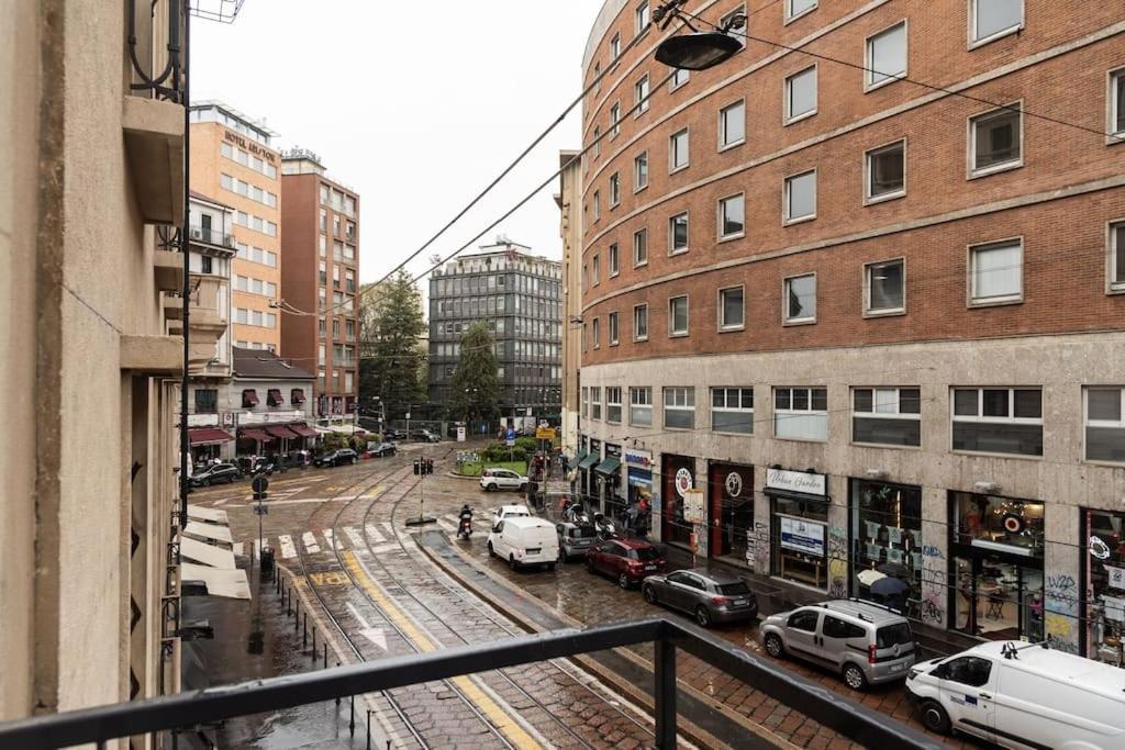 Youhosty - Ticinese Suite 1 Milán Exterior foto